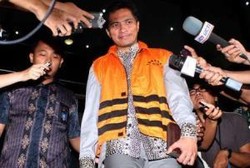 KPK Perpanjang Masa Penahanan Anak Buah Hotma