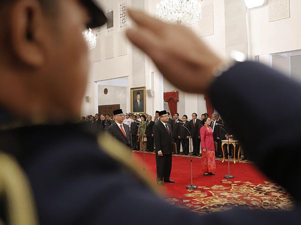 Patrialis Akbar Resmi Jadi Hakim Konstitusi
