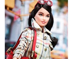 Coach Ciptakan Tas Eksklusif untuk Boneka Barbie