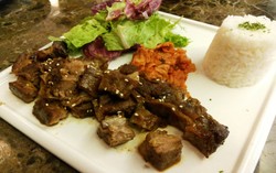 Mika Japanese Bistro: Empuk Juicy Beef Karubi Berbalut Bumbu Shoyu