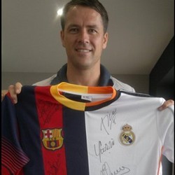 Lewat Jersey Michael Owen Satukan El Clasico