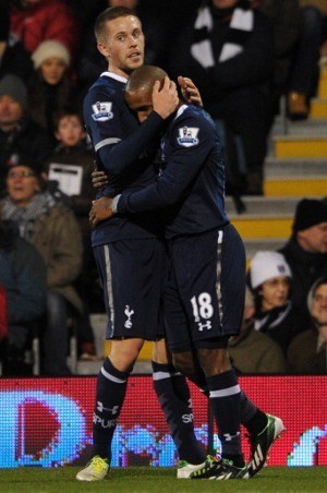 Defoe dan Sigurdsson Masih Penting untuk Spurs