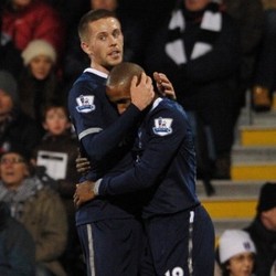 Defoe dan Sigurdsson Masih Penting untuk Spurs