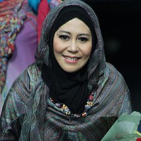 Jeny Tjahyawati, Kuliah Lagi Demi Ide Desain 