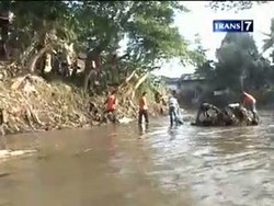 Masih Ada Sampah di Ciliwung