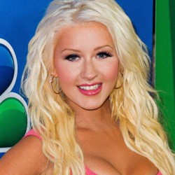 Ditagih Bayar Minuman, Christina Aguilera Marah