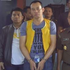 Eks Waket DPRD Bojonegoro Ditangkap Bersama Perempuan dan Anak Kecil