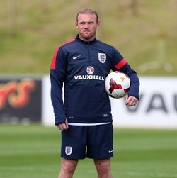 Gerrard: Masa Depan Rooney Bukan Urusan Saya