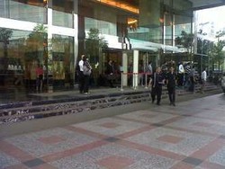  KPK Geledah Kantor SKK Migas Sudah 13 Jam Lebih