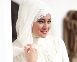 Marshanda: Saya Pakai Jilbab Bukan karena Mimpi Kiamat 
