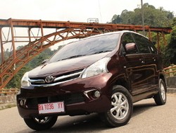 Lebaran Dongkrak Penjualan Mobil Toyota