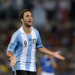 Argentina Kalahkan Italia, Napoli Disebut Ikut Menang