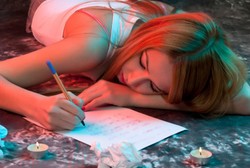 Garis Dasar Tulisan Anda Saat Ini Menurun? Mungkin Sedang Depresi 