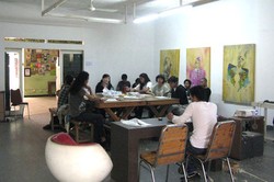 Belajar Jadi Kurator Di Ruang Rupa