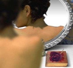 Mereka Didiskriminasi karena Dinilai Terlalu Ganteng, Cantik atau Jelek