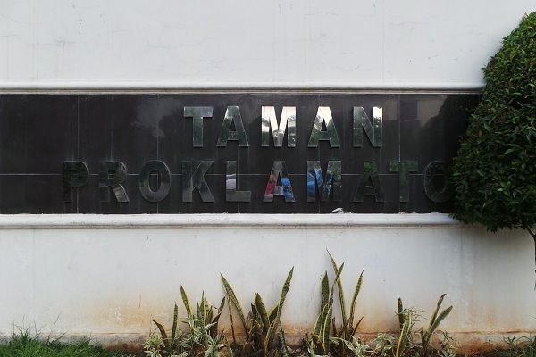 Di Sini Bung Karno Mengucap Lantang Teks Proklamasi