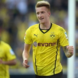 Dortmund dan Taktik Gali Lubang Tutup Lubang 