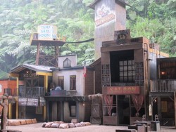 Akhir Pekan di Taman Safari Cisarua, Wajib Tonton Cowboy Show!