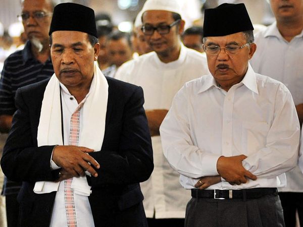 JK Salat Gaib untuk Korban Unjuk Rasa di Mesir 