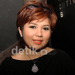 Kisah Cinta Joy Tobing, dari Ajakan Kawin Lari Hingga Pengadilan