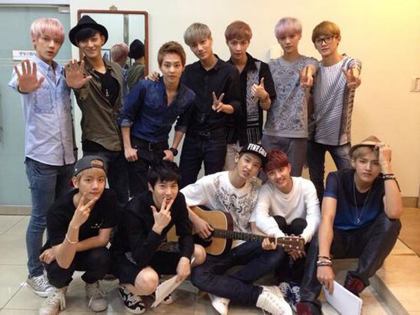 Keseruan EXO di Sukira