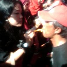 Cukur Brengos Warnai Kampanye Bambang DH di Jember