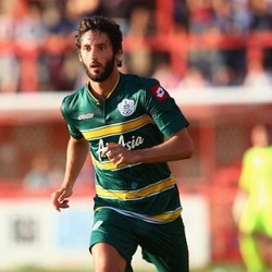 Sociedad Resmi Pinjam Granero dari QPR