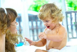 Ini yang Harus Dilakukan Saat Si Kecil Mulai Belajar Bicara