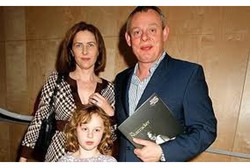 Berbekal Pengetahuan Medis dari Akting, Pria Ini Hentikan Operasi Istrinya