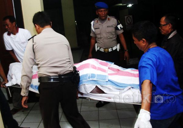 Dua Polisi yang Tewas Ditembak Tiba di RS Polri