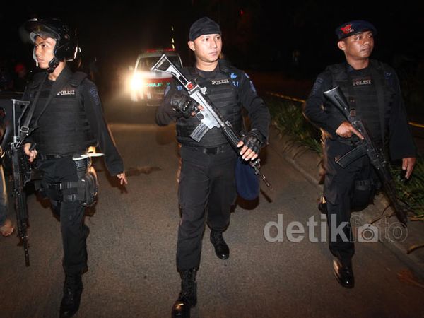 Polisi Sterilkan Lokasi Penembakan di Pondok Aren