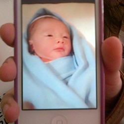 Arti di Balik Nama Bayi Pasha Ungu