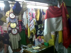 Sambut Hari Kemerdekaan, Grosiran Umbul-umbul dan Bendera RI Laris Manis