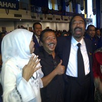 Dua Calon Gubernur Datang di Acara NasDem, Surya Paloh: Silahkan Pilih!