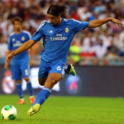 Agen: Khedira Akan Tetap di Madrid