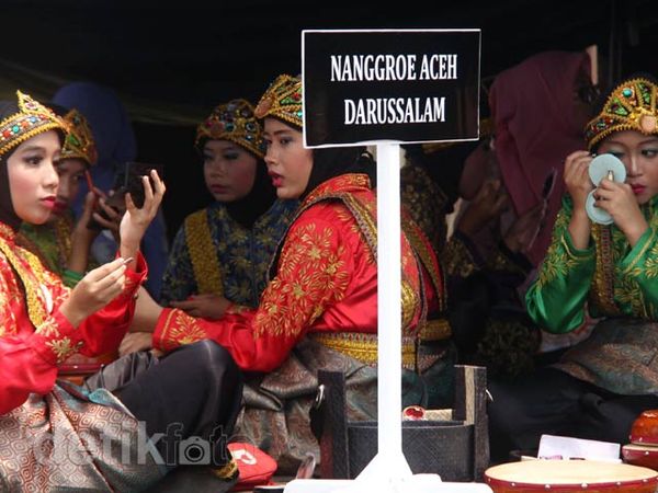 Persiapan Pawai Budaya Nusantara