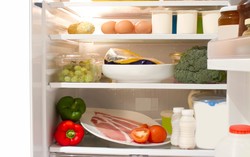 Lakukan Langkah Ini Agar Makanan Dalam Kulkas Tetap Segar Berkualitas!