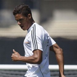 Bantah Ada Komplikasi Cedera, Varane Tak Sabar Segera Bermain