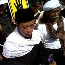 Opick Ikut Demo Dukung Mesir di Bundaran HI