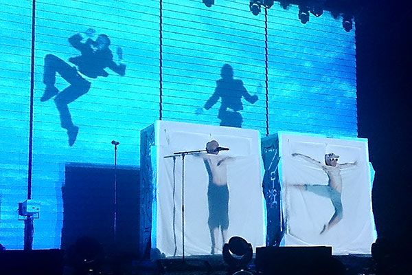 Konser Menawan Pet Shop Boys di Jakarta