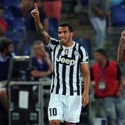 Tevez Masih Ingin Tingkatkan Performa