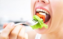 Sarapan Nasi Bantu Cegah Bau Mulut