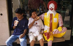 Lebih Suka Makanan Cepat Saji, Remaja India Alami Obesitas