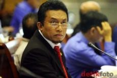 Penipuan SMS, Kementerian Komunikasi Lempar Handuk