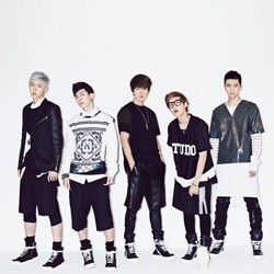 Gaya Baru HISTORY di Video Musik Tell Me Love