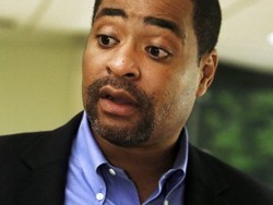 Ikut Agustusan Bos GM Indonesia Cedera