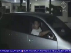 Todongkan Senjata Karena Ditegur Berjalan Zigzag