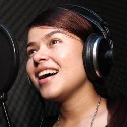 Garap Jangan Oh Jangan, Siti Liza Kolaborasi Bareng Ritchie Freddy