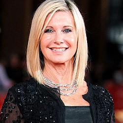 Pria Misterius Ditemukan Bunuh Diri di Rumah Olivia Newton-John