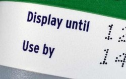 Ini Cara Benar Membaca Kode Tanggal pada Makanan Kaleng